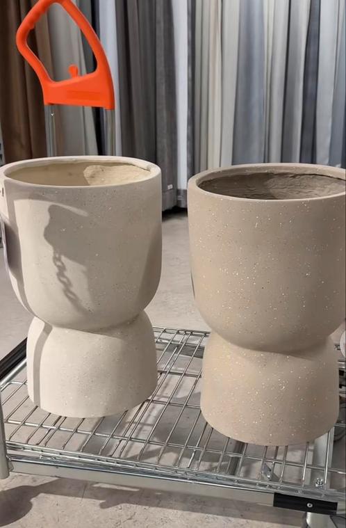 Bloempot kwantum Lione, Huis en Inrichting, Woonaccessoires | Vazen, Nieuw, Overige kleuren, Minder dan 50 cm, Steen, Ophalen