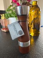 Nieuwe Cole & Mason Oldbury Zoutmolen - Walnoot - 19cm, Ophalen of Verzenden, Nieuw, Hout, Los bestek