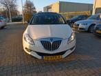 Lancia Delta 1.4T-16V Argento 2009 nwe olie|NAVI|Bluetooth, Voorwielaandrijving, 65 €/maand, Gebruikt, 1295 kg