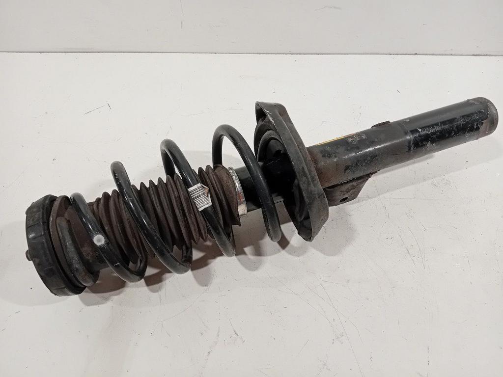 Veerpoot links voor Opel Astra, Auto-onderdelen, Onderdelen@venauto.nl, Van der Ven Autorecycling B.V., Gebruikt, Ettenseweg 76, 4706 PB Roosendaal, The Netherlands