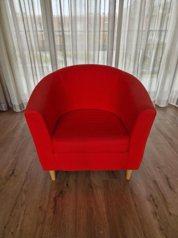 IKEA Tullsta fauteuil knal rood, Huis en Inrichting, Fauteuils, Gebruikt, Stof, 50 tot 75 cm, Minder dan 75 cm, Ophalen