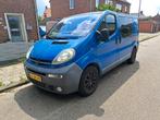 Opel Vivaro 2.5 DTI l1h1 export dubbel cabine, Auto's, Bestelauto's, Voorwielaandrijving, Stof, Beige, 4 cilinders