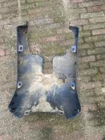 Piaggio typhoon onderkuip, Motoren, Ophalen
