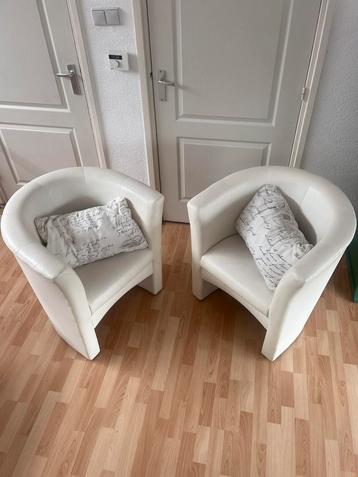 2 Stylish chairs
