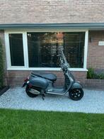 Vespa GTS 300 SuperSport - Nieuwstaat, Scooter, 300 cc, Particulier, ABS