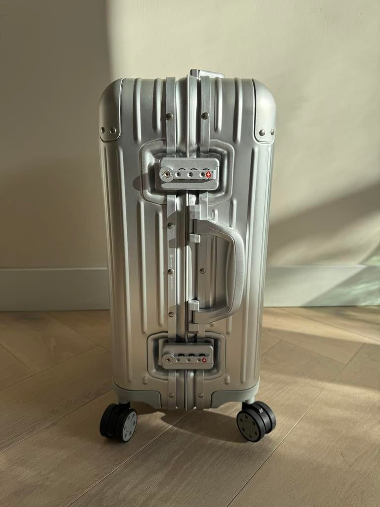 Gloednieuwe Rimowa Cabin Aluminium, Sieraden, Tassen en Uiterlijk, Koffers, Overige materialen, 50 tot 60 cm, Verzenden, 35 tot 45 cm