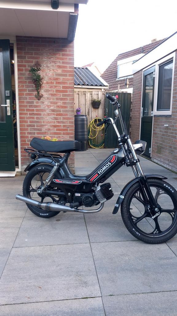 Tomos a35 met geel kenteken, Fietsen en Brommers, Brommers | Tomos, Zo goed als nieuw, Standard, Maximaal 45 km/u, Ophalen