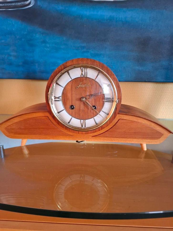 Junghans tafelklok / pendule met om het half uur klokslag, Antiek en Kunst, Antiek | Klokken, Ophalen of Verzenden
