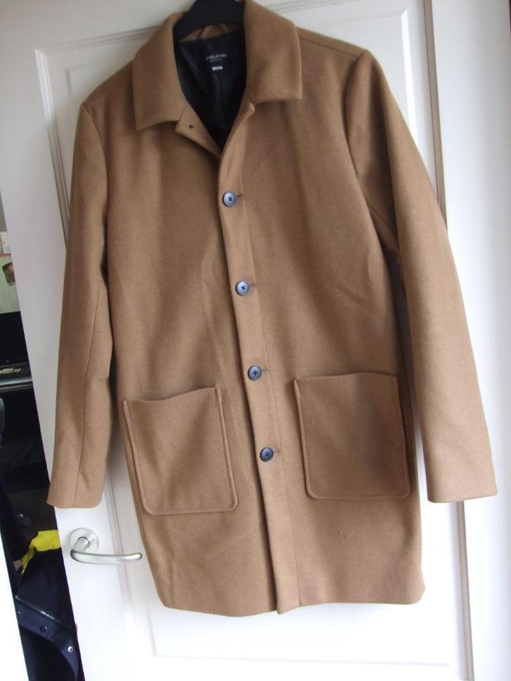 20 stuks kledingpakket jong volwassene maat M/48, Kleding | Heren, Heren-kledingpakketten, Zo goed als nieuw, Maat 48/50 (M), Ophalen of Verzenden