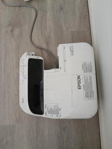Epson eb570 short throw beamer  beschikbaar voor biedingen