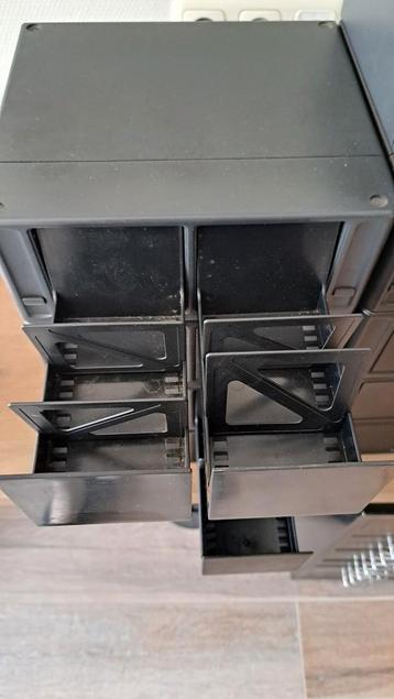 Minidisc opbergboxen beschikbaar voor biedingen