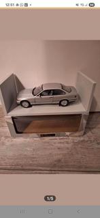 Bmw 328i van UT Models 1:18, Ophalen of Verzenden, Zo goed als nieuw, Auto, UT Models