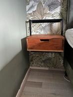 Houten Nachtkastje met Metalen Frame, Huis en Inrichting, Slaapkamer | Nachtkastjes, Ophalen, Minder dan 45 cm, Zo goed als nieuw
