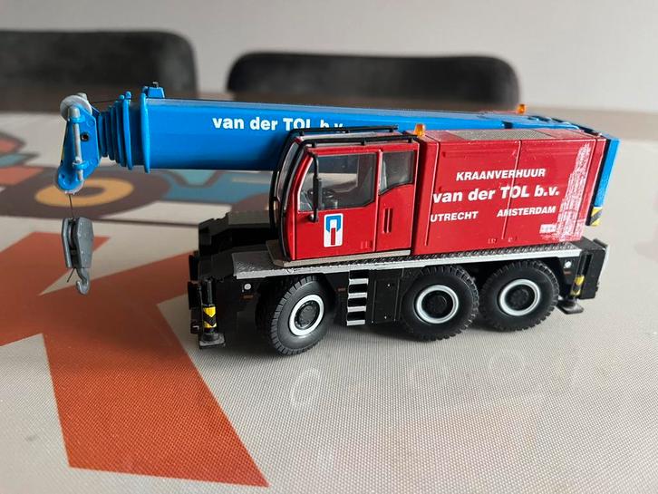 Liebherr LTC 1056 mobiele hijskraan Vd Tol Conrad 20100, Hobby en Vrije tijd, Modelauto's | 1:50, Zo goed als nieuw, Hijskraan, Tractor of Landbouw