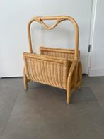 Retro Rotan Krantenbak, Huis en Inrichting, Woonaccessoires | Krantenbakken en Lectuurbakken, Ophalen of Verzenden, Gebruikt