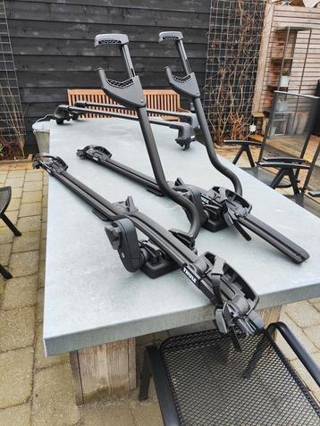 ZGAN! 2 X Thule ProRide 598 Zwart Fietsendrager.  beschikbaar voor biedingen