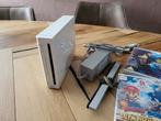 Nintendo Wii + 2 Stuurtjes + 3 Games, Spelcomputers en Games, Spelcomputers | Nintendo Wii, Ophalen of Verzenden, Gebruikt, Met 2 controllers