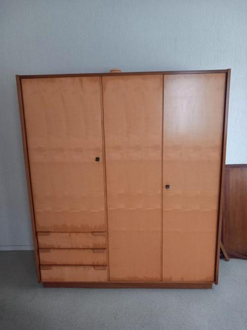 Vintage kledingkast, Huis en Inrichting, Kasten | Kledingkasten, Gebruikt, 150 tot 200 cm, 100 tot 150 cm, 50 tot 75 cm, Met lade(s)