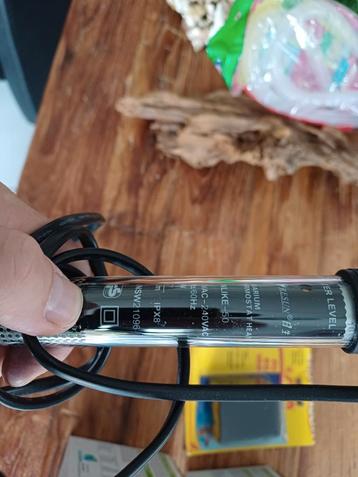 Aquarium versieringen, waterpomp en waterfilter beschikbaar voor biedingen