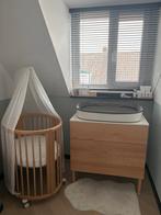 Stokke wiegje + commode, Ophalen of Verzenden, Zo goed als nieuw, Jongetje of Meisje