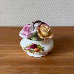 Vintage Royal Albert Old Country Roses Bloemboeket, Bloemem, Ophalen of Verzenden, Zo goed als nieuw, Porselein, Overige typen