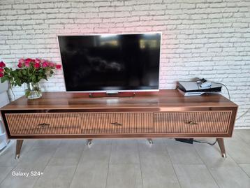 Tv kast
