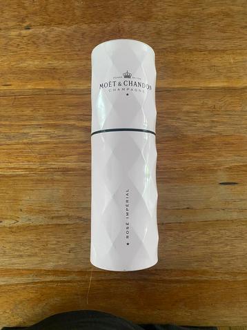 Champagne Moët & Chandon koker rosé imperial brut beschikbaar voor biedingen