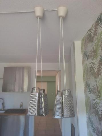 2 lampen van rasp beschikbaar voor biedingen
