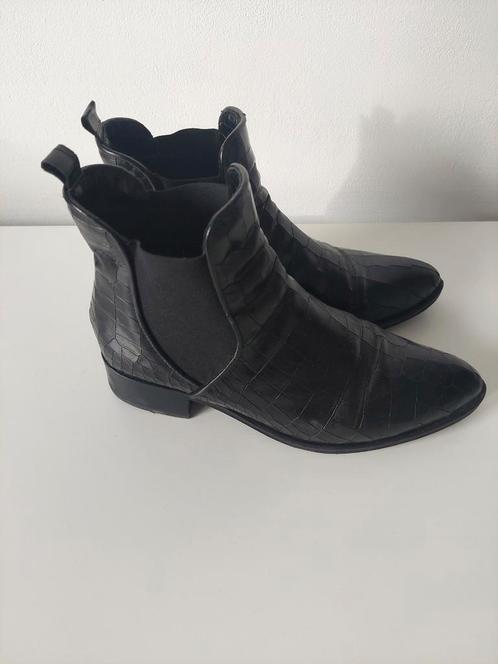 O' moda zwarte Verton Chelsea boots M- 39 zo goed als nieuw, Kleding | Dames, Schoenen, Zo goed als nieuw, Lage of Enkellaarzen