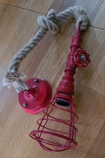 Leuke nieuwe rode ( brandweer) lamp beschikbaar voor biedingen