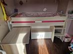 Halfhoogslaper met bureau en kast, Kinderen en Baby's, Kinderkamer | Stapelbedden en Hoogslapers, Ophalen, Zo goed als nieuw, Halfhoogslaper
