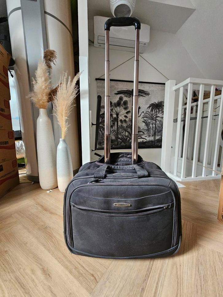 Trolley trekkoffertje, Sieraden, Tassen en Uiterlijk, Koffers, Gebruikt, Hard kunststof, Minder dan 50 cm, Minder dan 35 cm, Wieltjes