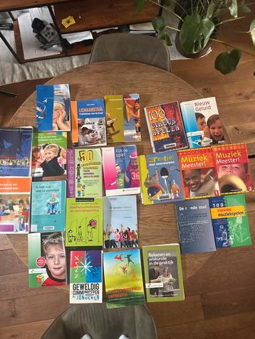 Pabo boeken - lage prijs! Alles voor €20 cyclisch onderwijs beschikbaar voor biedingen