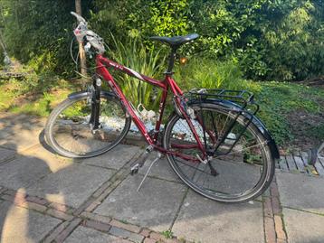 Red Bull Black Creek trekking herenfiets beschikbaar voor biedingen