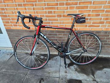 CUBEPeleton Shimano 105 beschikbaar voor biedingen