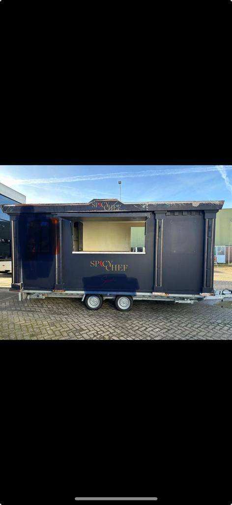 Foodtruck te koop - Klaar voor gebruik!, Zakelijke goederen, Partijgoederen en Retail | Verkoopwagens, Ophalen of Verzenden