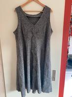 Grijze wollen jurk Art - Maat XX, Kleding | Dames, Maat 46/48 (XL) of groter, Ophalen of Verzenden, Zo goed als nieuw, Knielengte