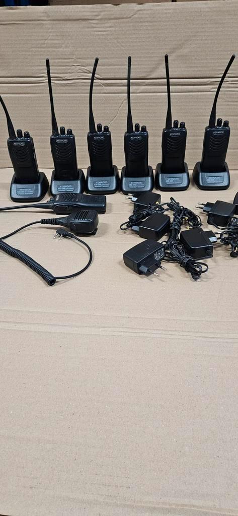 Kenwood TK3000e UHF PMR FM transceiver 7 STUKS  COMPLEET, Telecommunicatie, Portofoons en Walkie-talkies, Zo goed als nieuw, Portofoon of Walkie-talkie