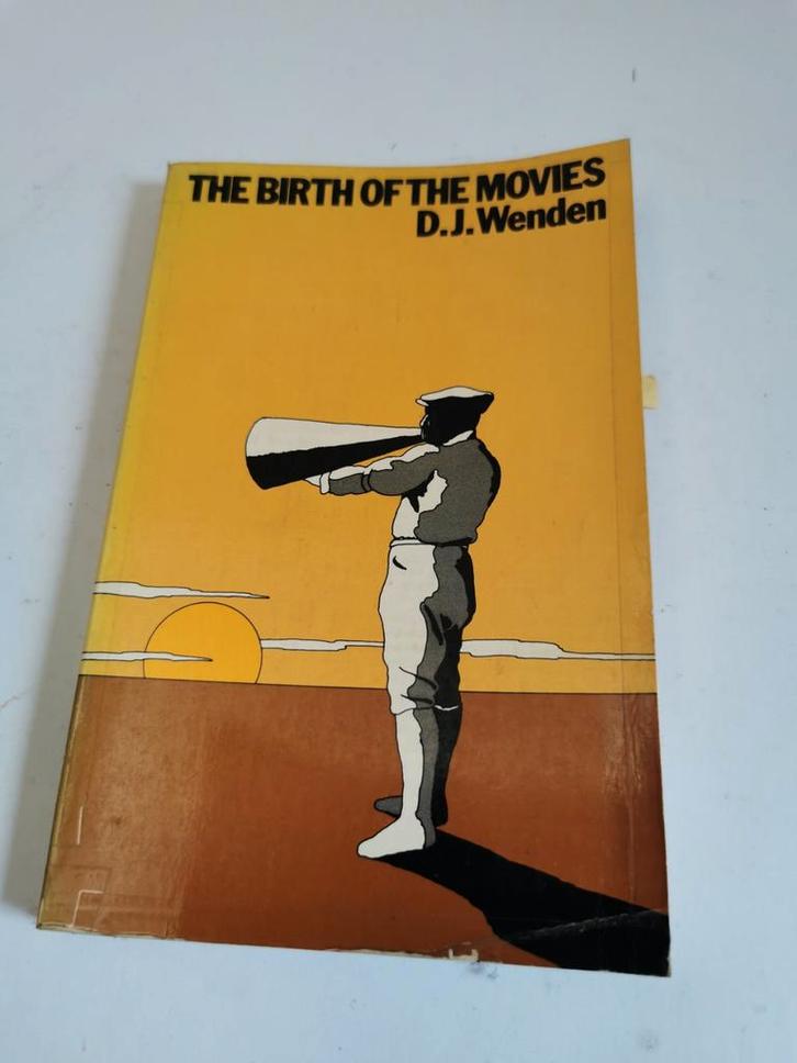 The Birth of the Movies - D.J. Wenden - leni riefenstahl, Boeken, Film, Tv en Media, Gelezen, Filmspecifiek, Ophalen of Verzenden