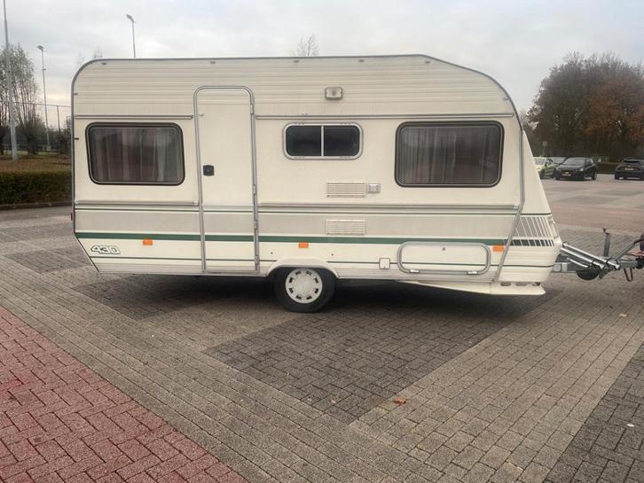Chateau la Car model 430 met voortent, Caravans en Kamperen, Caravans, Bedrijf, tot en met 4, 500 - 750 kg, Treinzit, Chateau