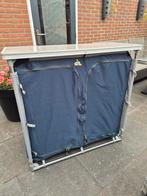 Defa schuine kampeerkast, Caravans en Kamperen, Ophalen, Zo goed als nieuw, Campingkast