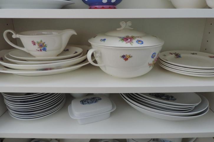 Serviesdelen van Petrus Regout, Boudewijn, Antiek en Kunst, Antiek | Servies los, Ophalen