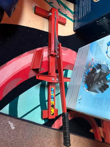 Laminaat snijder beschikbaar voor biedingen