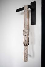 Grijze/beige leren riem met details 110 cm, Kleding | Dames, Minder dan 3 cm, Overige kleuren, 100 cm of meer, Echt leder