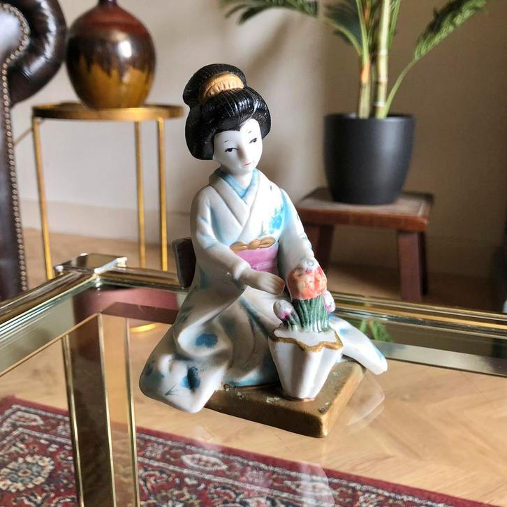 Geisha beeldje, Verzamelen, Beelden en Beeldjes, Zo goed als nieuw, Ophalen of Verzenden