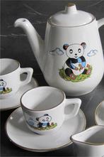 Kinderserviesje met panda beertjes (compleet), Antiek en Kunst, Antiek | Speelgoed, Ophalen of Verzenden