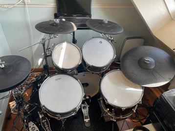 Gewa 3 pro 5 electronisch drumstel beschikbaar voor biedingen