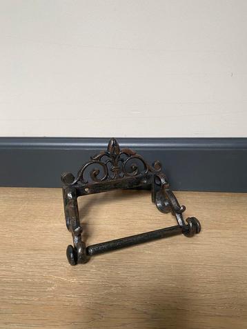 Toilet rol houder beschikbaar voor biedingen