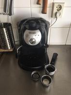 Delonghi Espressomachine classic-zwart, Ophalen of Verzenden, Zo goed als nieuw, Koffiemachine