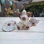 Elegant servies met gouden details, Ophalen